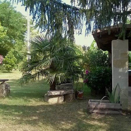 مبيت وإفطار Courpiac Domaine Capiet المظهر الخارجي الصورة