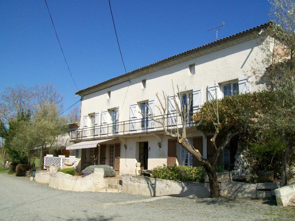 مبيت وإفطار Courpiac Domaine Capiet المظهر الخارجي الصورة